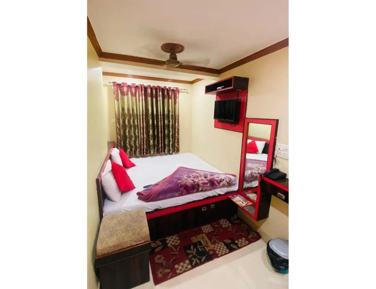 Homestay Hotel Aditya, Varanasi