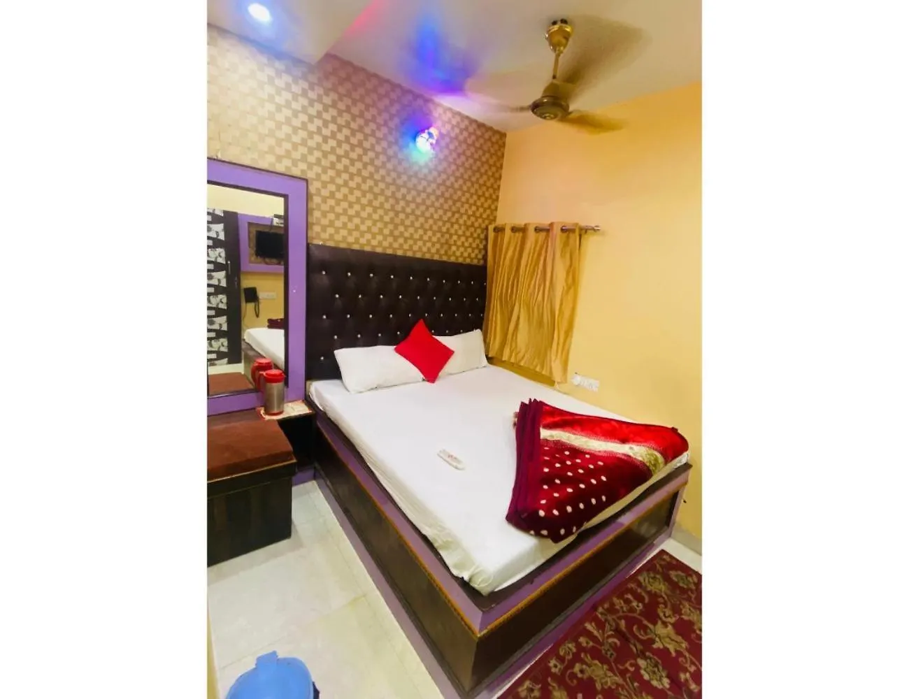 Homestay Hotel Aditya, Varanasi India