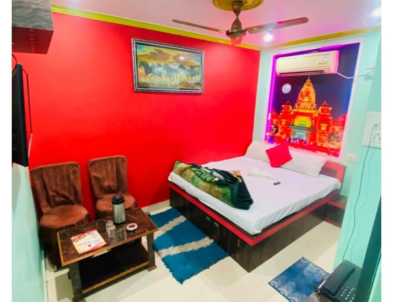 Hotel Aditya, Varanasi