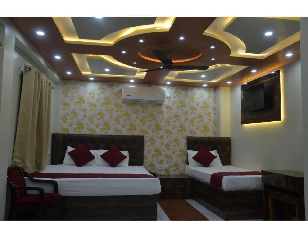 Hotel Aditya, Varanasi Homestay